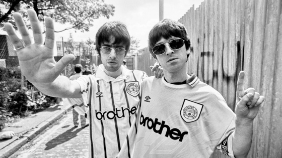 Bracia Gallagher sfotografowani przez Kevina Cumminsa